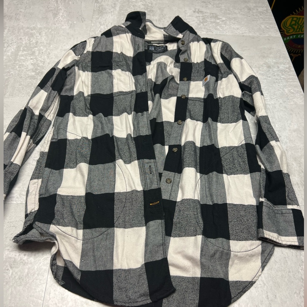 Women’s long carharttt flannel